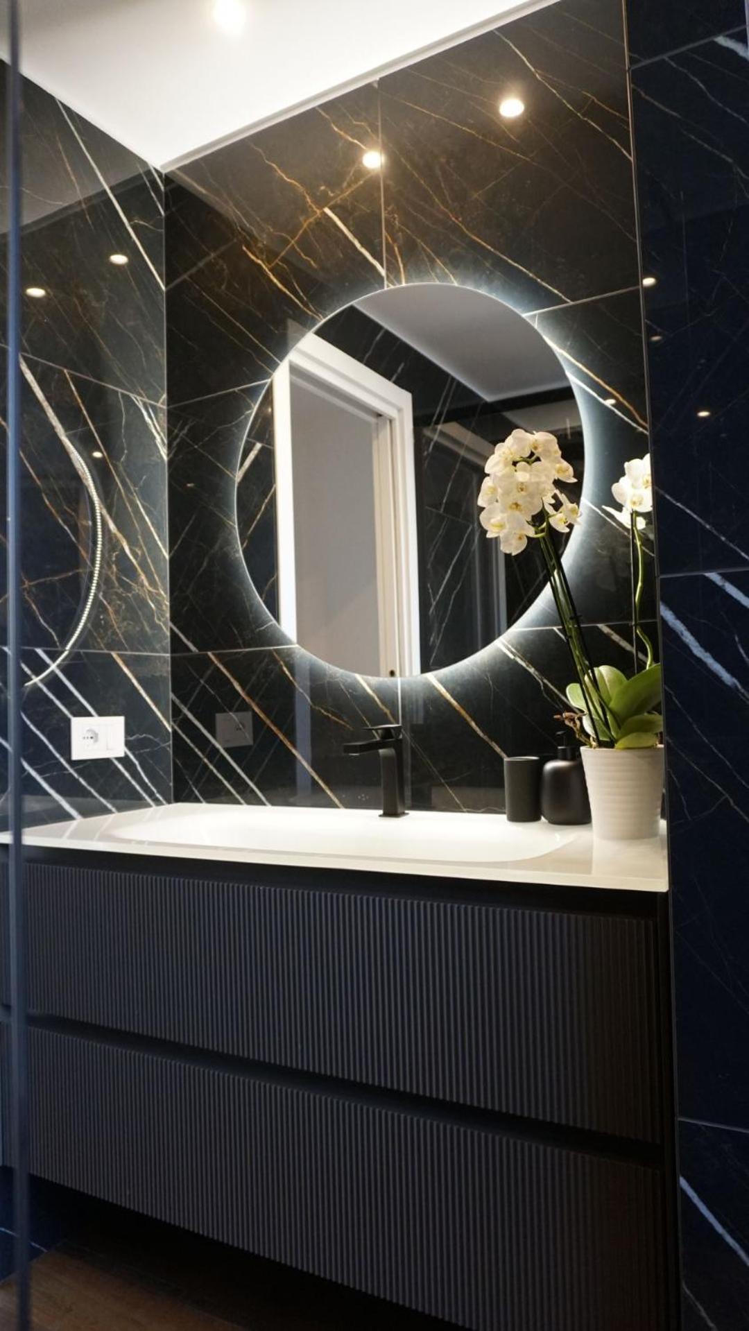 Elegante In Porta Venezia A Appartement